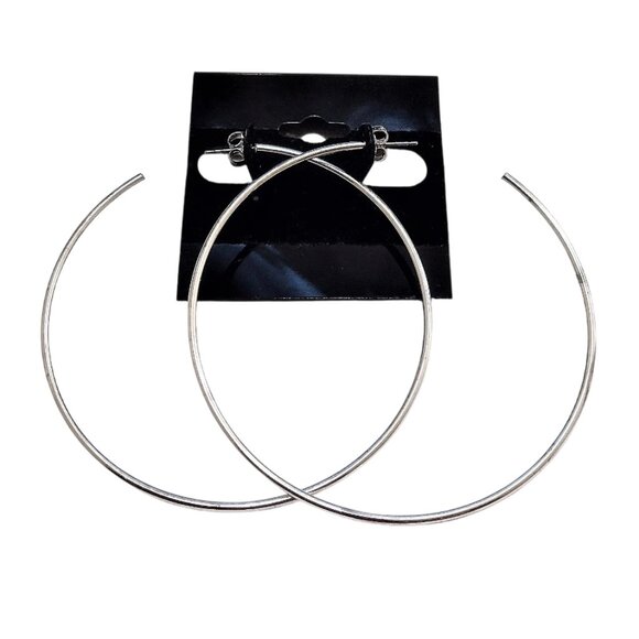 2 5/8" Avon Open End Hoops Pierced Stud Silver Tone Vintage Extra Large 66mm - Picture 2 of 3